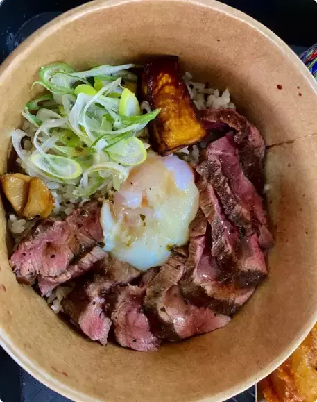 前米其林星级厨师出走创业, Lavender 摊贩卖日法式丼饭 