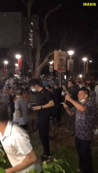 新加坡反對黨支持者深夜狂歡！李顯龍總理：大選結果，反映出傷痛和不確定