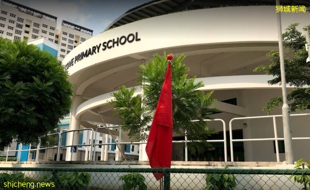 確診一周翻25倍！新加坡已有8所學校、30間巴刹中招！部長：沒打疫苗少出門