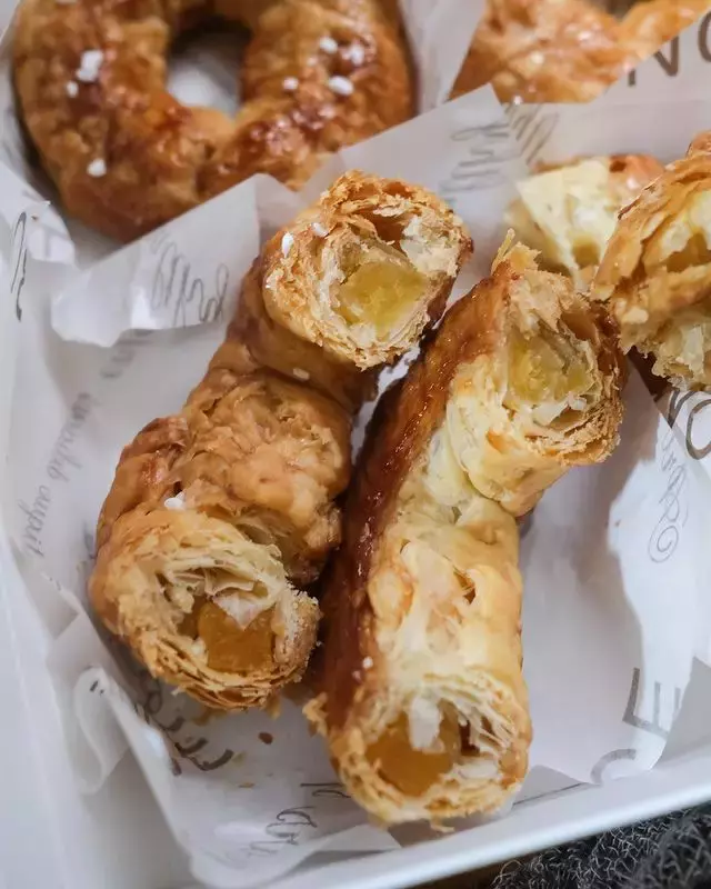 日式+法式混血甜甜圈Donatzu🍩层层酥皮底下藏内馅!四种口味,一盒六粒,下午茶必备😌