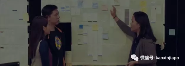 新加坡公务员集体涨工资,最高涨幅达14%