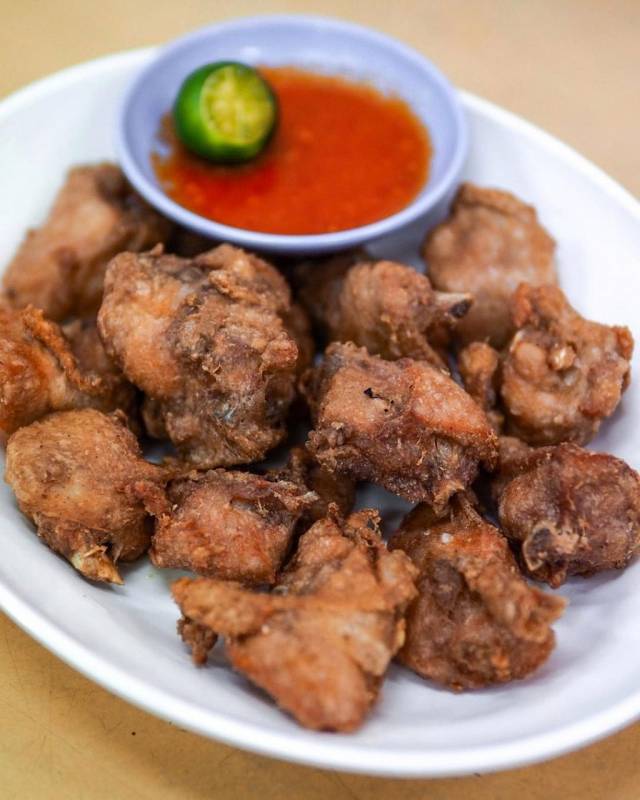 新加坡老字號煮炒👍 國成球記餐室，最接地氣的本土美食💯 镬氣十足、經典好味