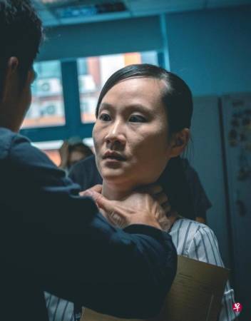 交警首席调查官 遭方展发“勒喉”