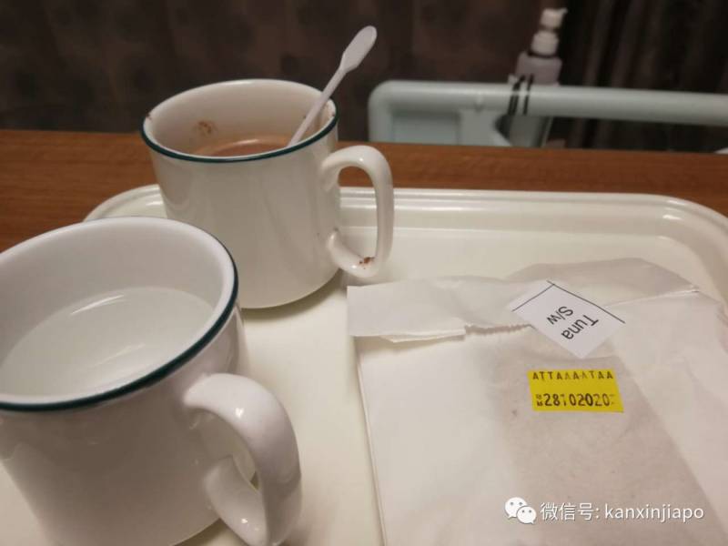 长期戴隐形眼镜导致眼睫毛倒长,手术开刀全过程