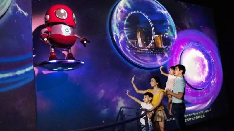 以新加坡曆史爲主題,新加坡摩天觀景輪推出“時光之旅”導覽