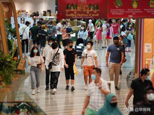 经济前景现芽色 新加坡抗疫见曙光