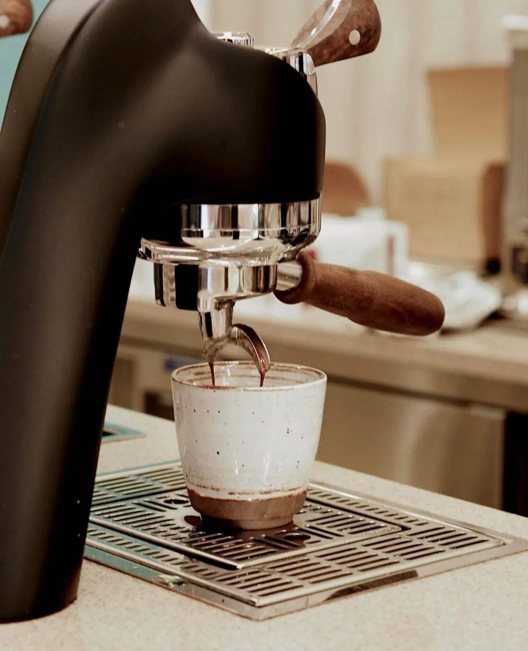 狮城有哪些极简咖啡厅?这几家简直不食人间烟火