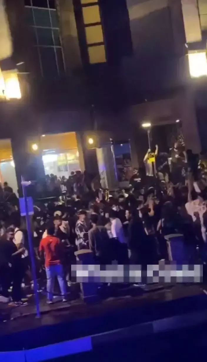 新加坡跨年上百人违例聚集,恐造成超级传播事件