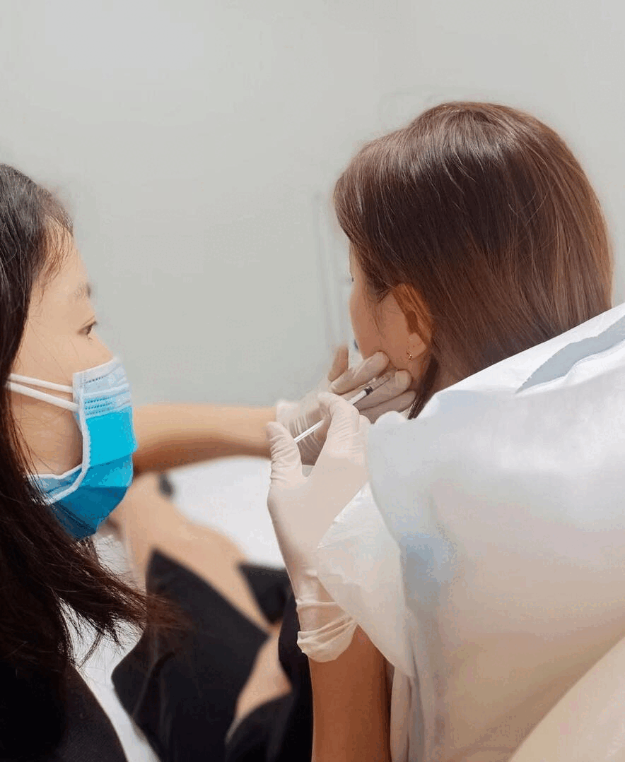 “又红又痒!为什么来了新加坡,我和孩子的皮肤变成了这样......”