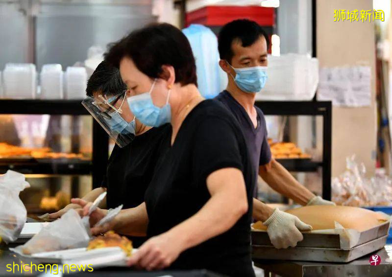 医生：预防飞沫传播 口罩比面罩更有效