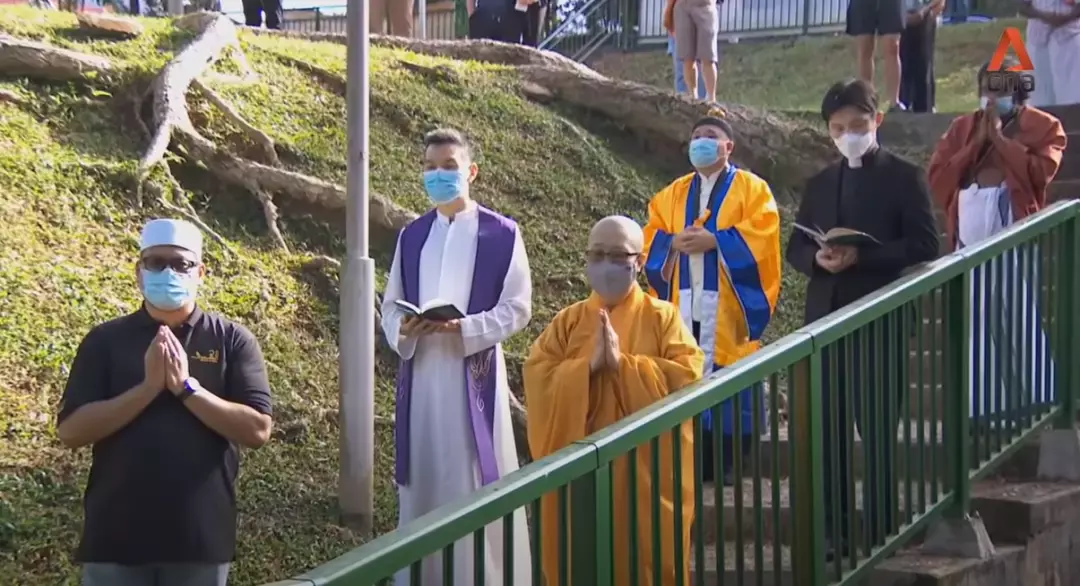 或死刑!新加坡亲父杀双胞胎,昨天正式被控!中国这个事也刷屏了