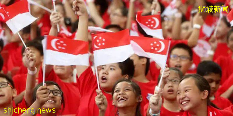 李显龙总理青年节发文:年轻人的梦想和抱负将引领新加坡前进