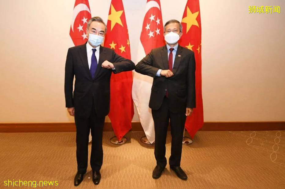 中國外交部長王毅要來訪問新加坡了 .