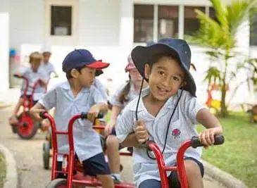 低齡留學首選新加坡幼兒園——免試入學，雙語教學，親情陪讀 .