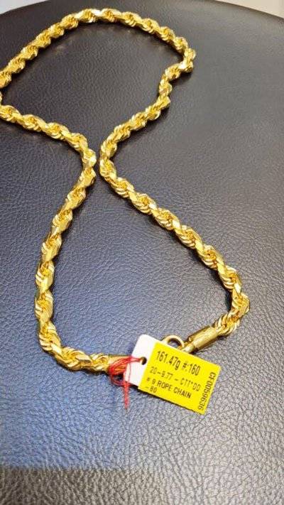 打抢新招?佯装验货抢金 青年逃终被捕