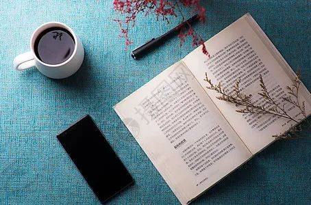 新加坡一成不變的夏天裏，我的家卻充滿新鮮感