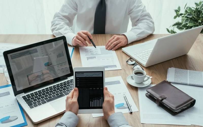 新加坡將于9月28日起放寬對一般工作場所的限制措施，“居家辦公還是回到辦公室”引起全民討論