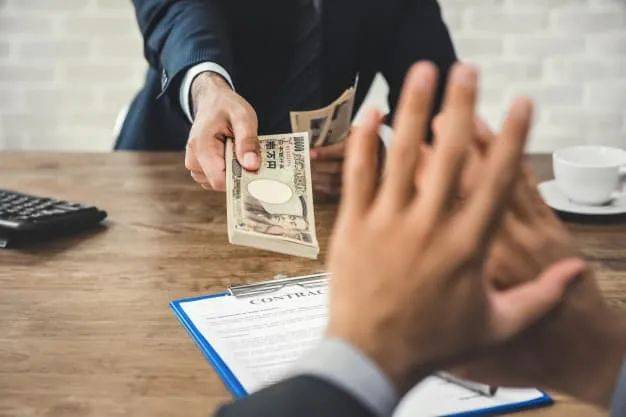 中國P2P已死，互金産品風光不再！新加坡卻反其道而行之