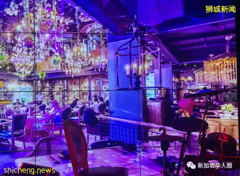 没任何曝光,已被新加坡妹纸挤爆的音乐餐厅,我愿意在这待到凌晨三点