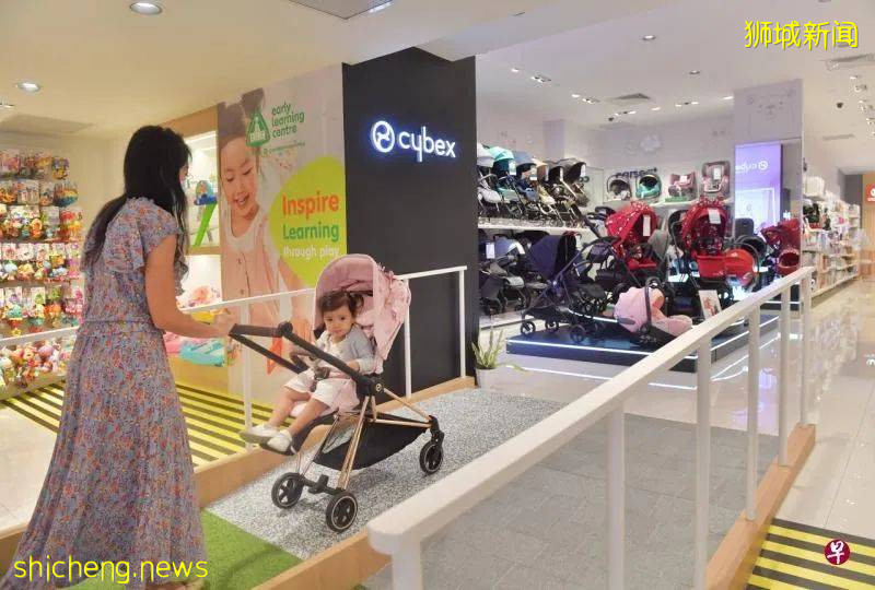 在新加坡海底捞上班，就像被打了鸡血一样