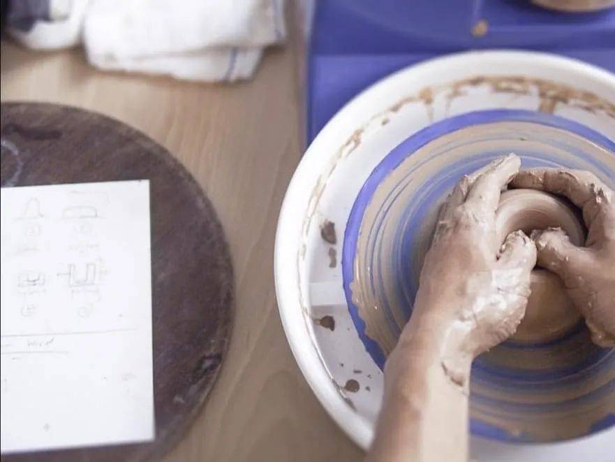 【周末去哪】5折潘多拉、6折小CK、3折Zara、親子陶藝、保齡球、發泄屋來了