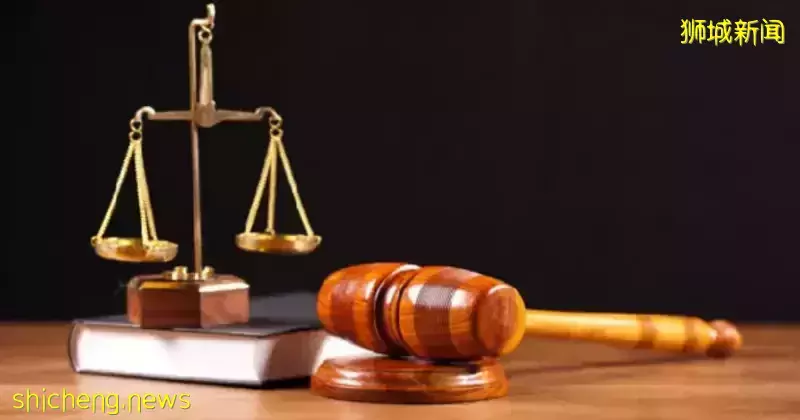 盗用公司保险箱中逾113万新元　银行职员被判坐牢