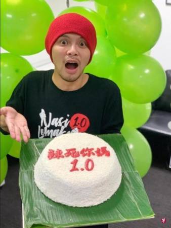 酸新加坡人"怕输" 挨轰 黄明志：报章都这样写