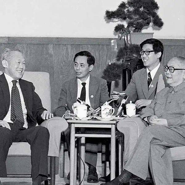 配合新中建交30周年，《奠基人足迹》網絡展帶民衆回憶新中建交史