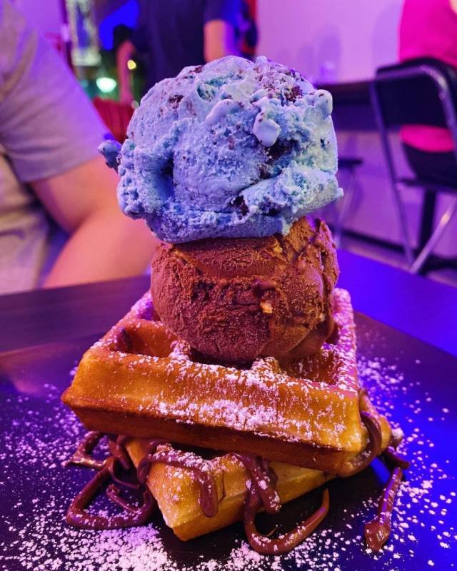 Bedok新據點！“Haute and Cauld”開至2AM的冰淇淋店🍦多達14種冰淇淋口味 + 厚實華夫餅