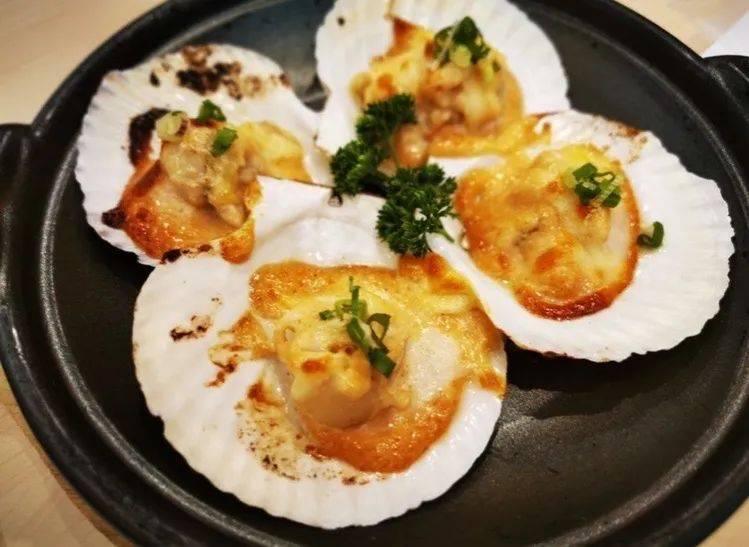 你家附近的这个平价日料店,化身为奶酪爱好者的天堂