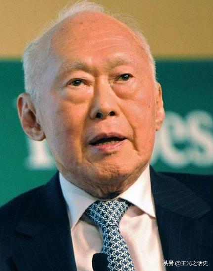 1965年，爲什麽富得流油的新加坡，會被踢出馬來西亞聯邦？