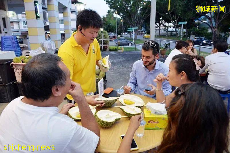 今年最后一波榴梿季!邻国大丰收,下个月猫山王或降至12元/KG