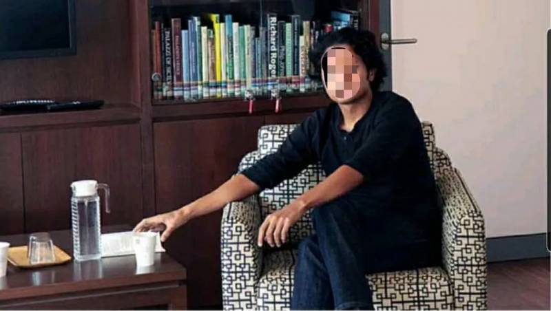 國大教授騷擾女學生被開除，結果學生會出面指責學校？什麽鬼