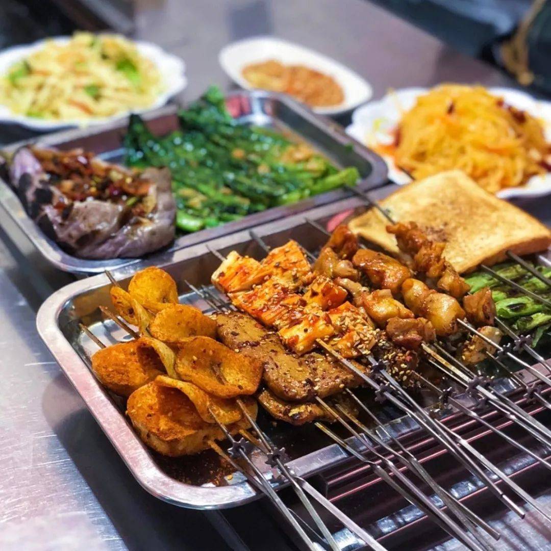 獅城老饕們,都去哪裏吃宵夜?這份深夜覓食指南請收好