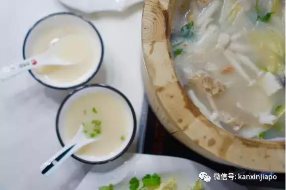 新加坡要开始流行用桶吃鱼了!?太飒了!(免费吃来了~)