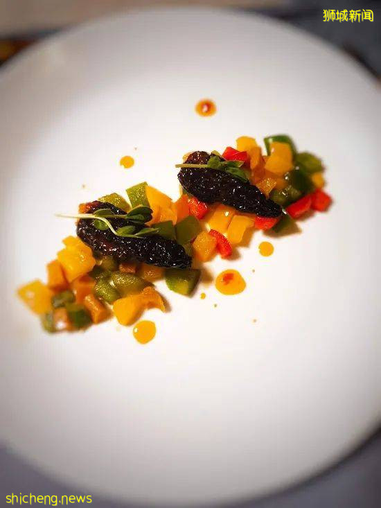 新加坡组屋里居然藏着个金牌大厨并亲自烹煮非一般住家料理