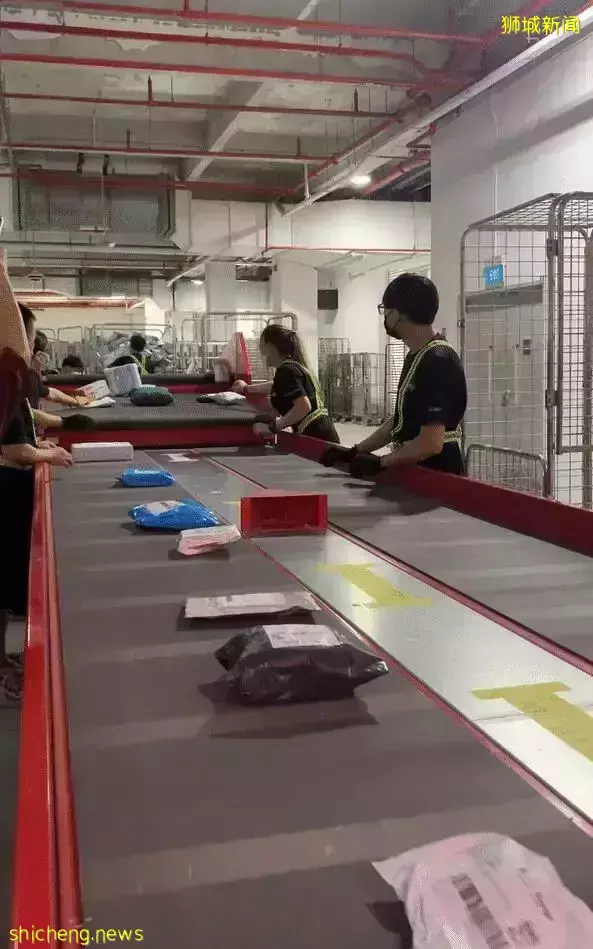 買買買!但你知道新加坡快遞是如何到家的嗎