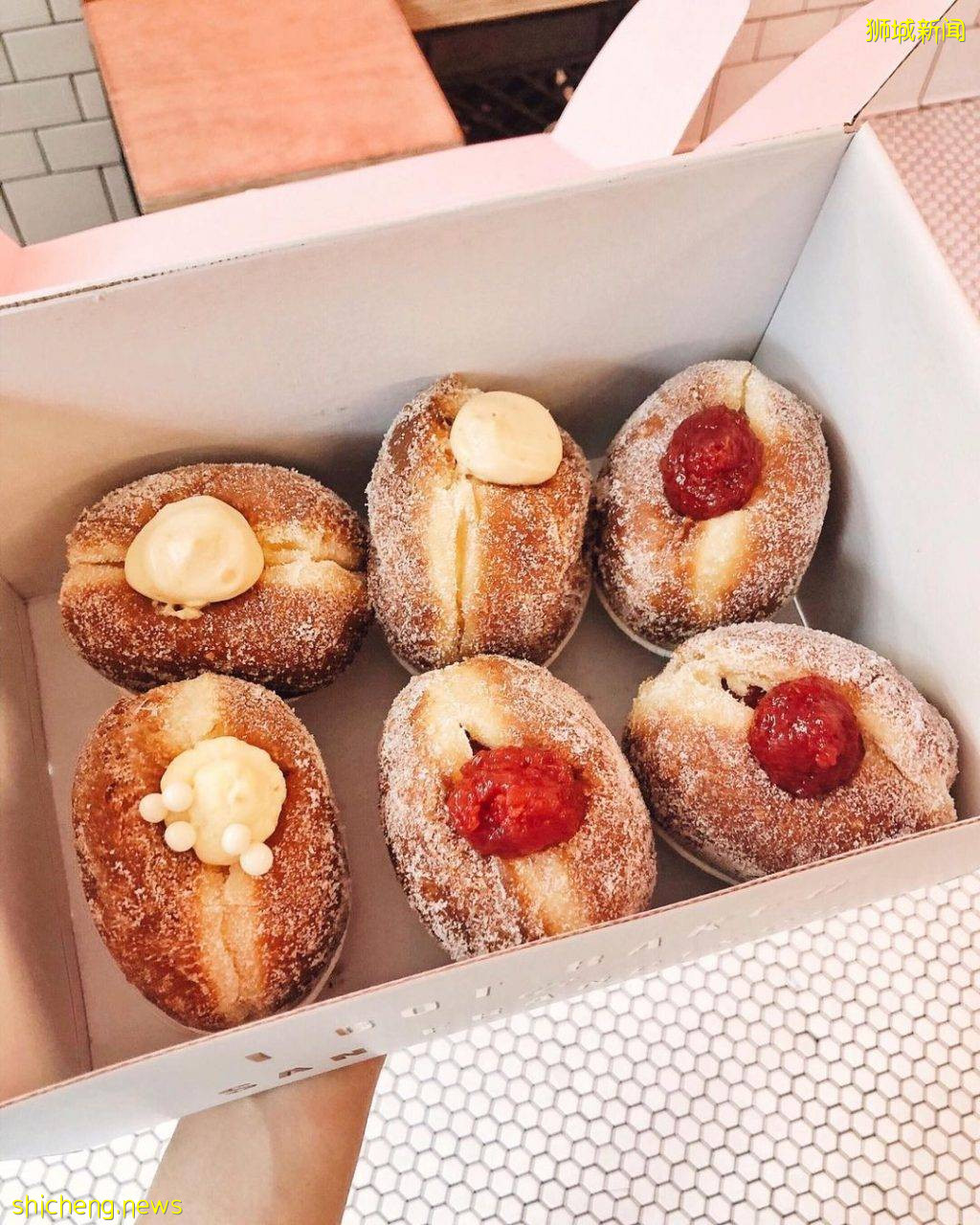 东南亚旗舰店📌Mr. Holmes Bakehouse入驻Pacific Plaza✨招牌Cruffin酥脆可口、预计6月份开张🎊