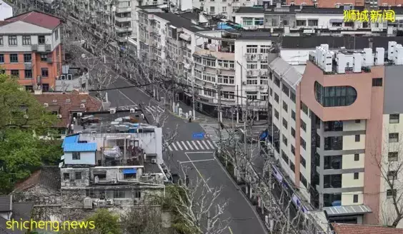“封城”一周的上海,在这里生活的新加坡人怎么样了