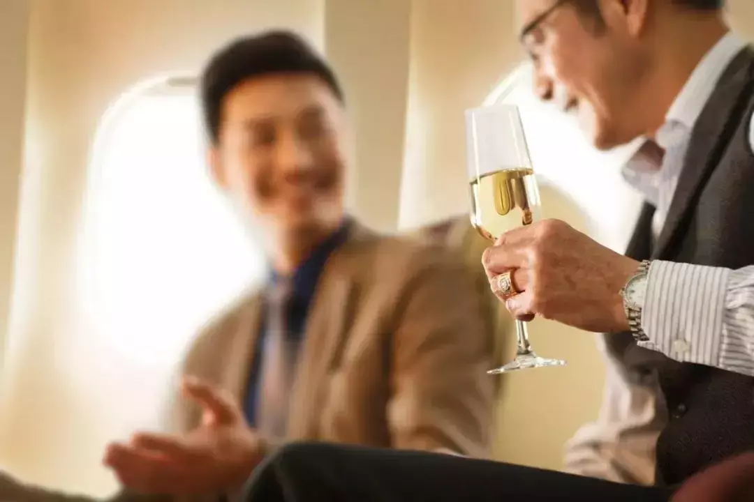 爲何高淨值人群都選擇來新加坡