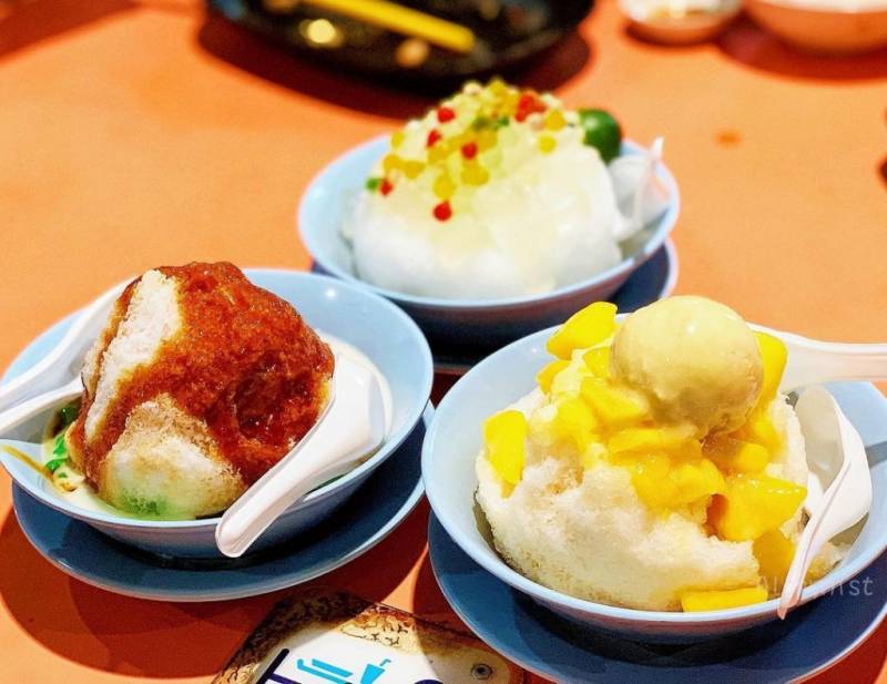 消暑大作戰❄️ 美食中心裏的平價甜品，“津津甜品”一碗S$1.50起🤩 流氓冰品、料足降火