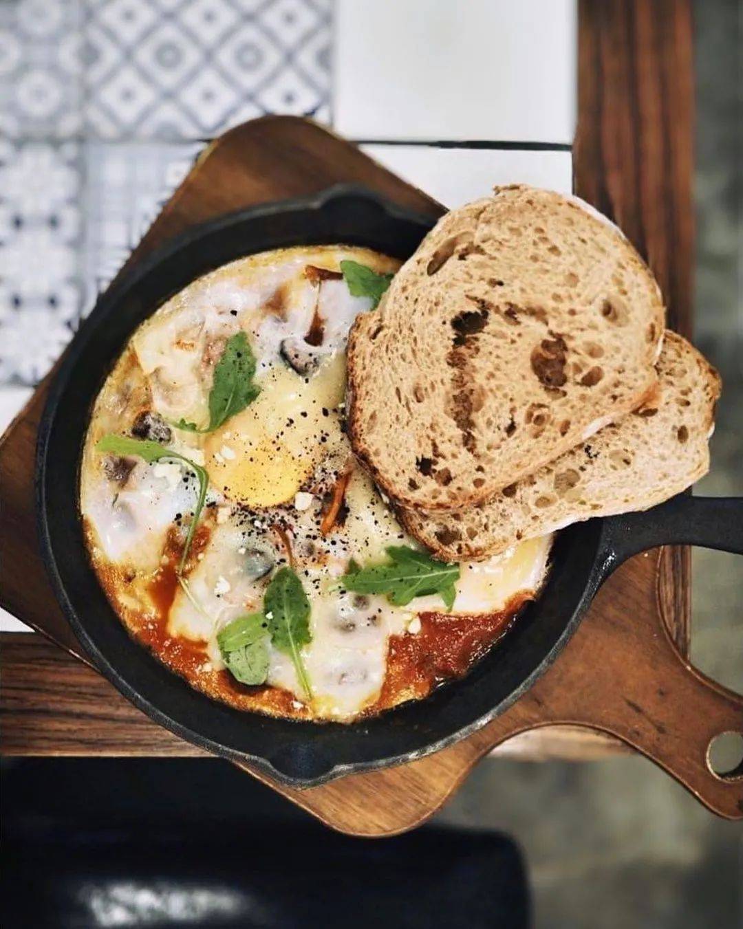 4月新店 米其林星級漢堡、粉紅摩納哥風Cafe、小衆精致法餐，吃起來