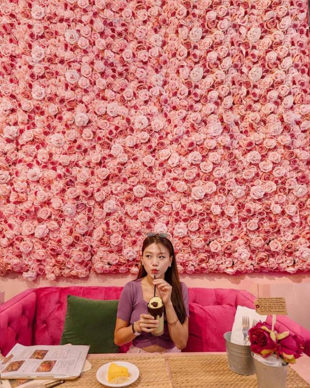 Brown Butter烏節路咖啡廳！甜美高顔值花花世界🌸 直擊少女心的一片花海牆