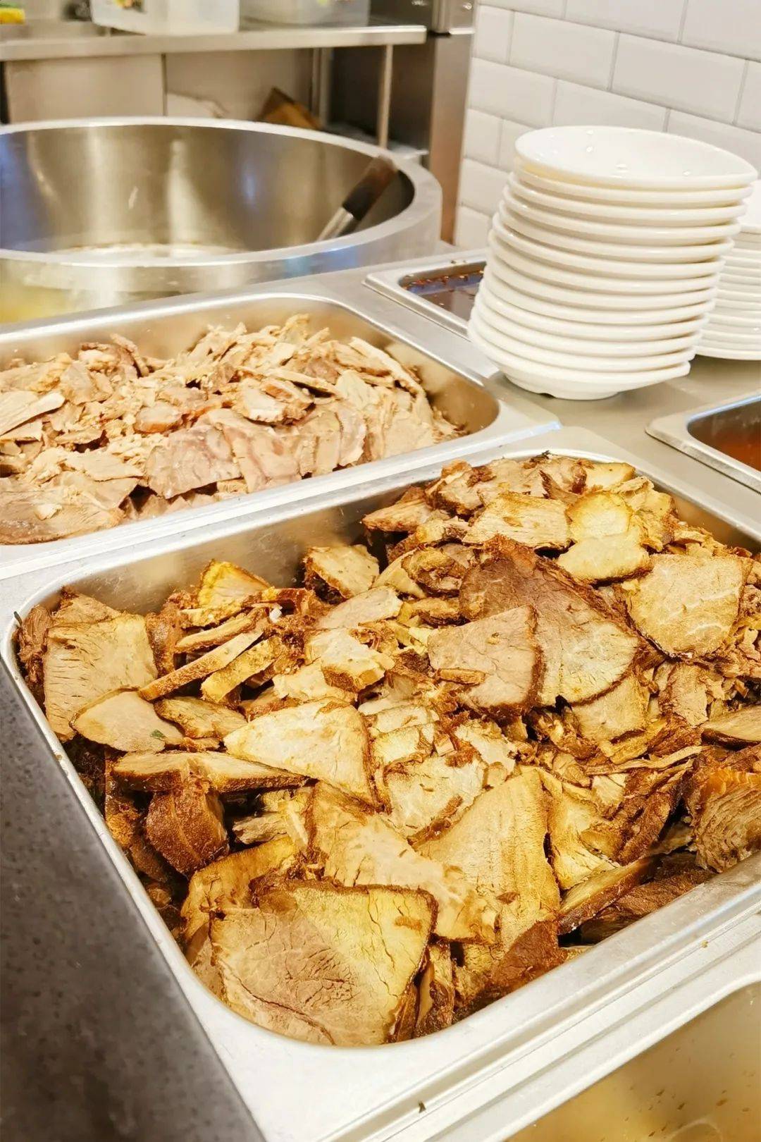 武汉热干面、新疆风味烤串来新加坡了！吃面撸串仅9.9新币，手慢无