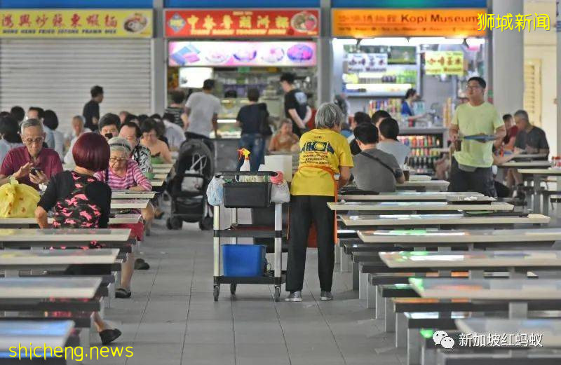 新加坡規定食客自行歸還托盤後,爲何小販與清潔承包商爭執不休