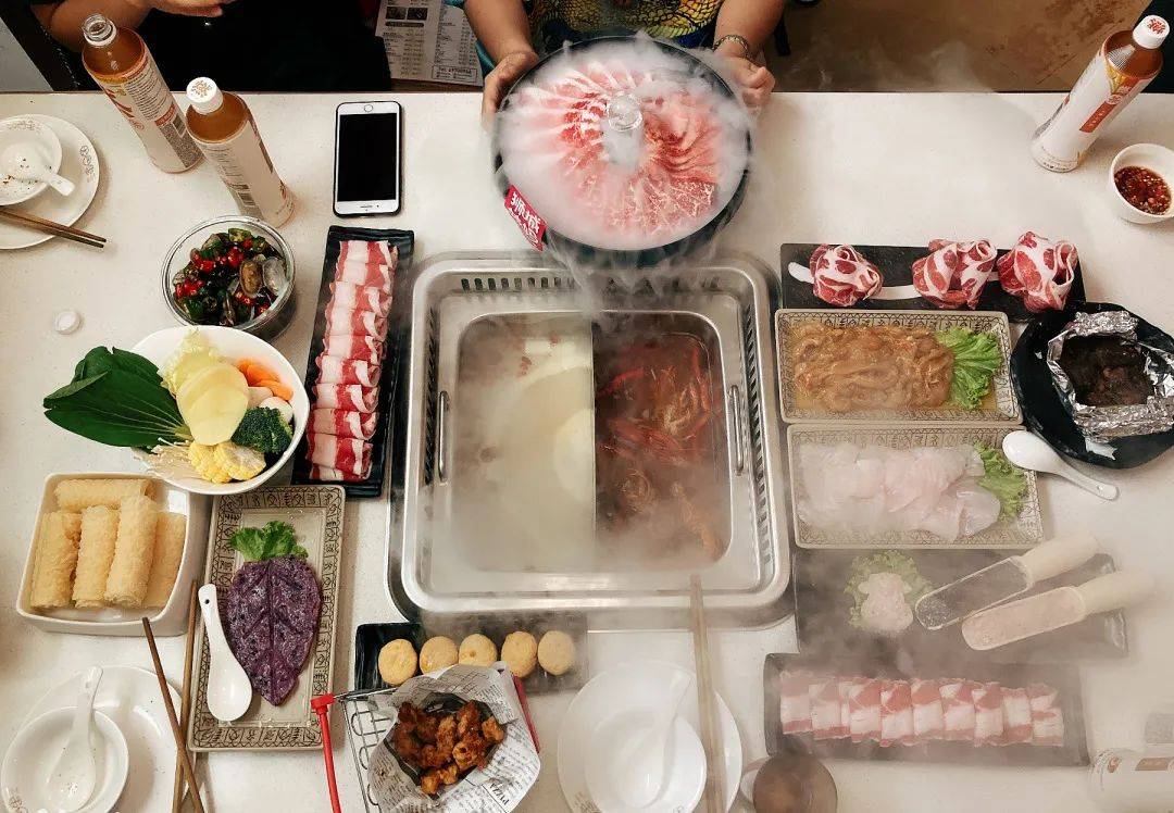 超多選擇！火鍋、粵菜、川菜、湘菜11家新加坡年夜飯，滿足中國胃