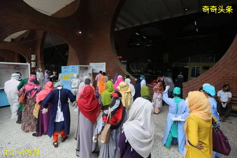 今增8例1死 继续“锁国” 特别个案移民局批准可出入境