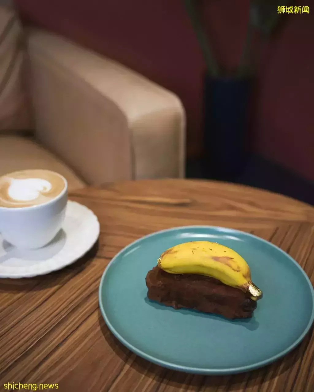 烘焙甜食店Kura搬迁新址,已经正式开张啦!同时加入新菜单~木质色调家具好舒适❤️