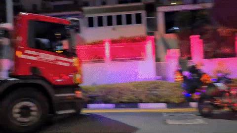 突發!他在新加坡騎車被卷入公交車底慘死!全島網民呼籲立法