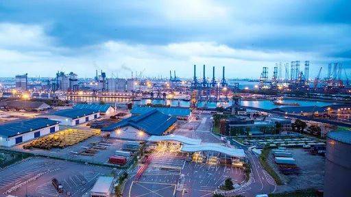 新加坡11月份制造业产值回升,年比增长17.9%